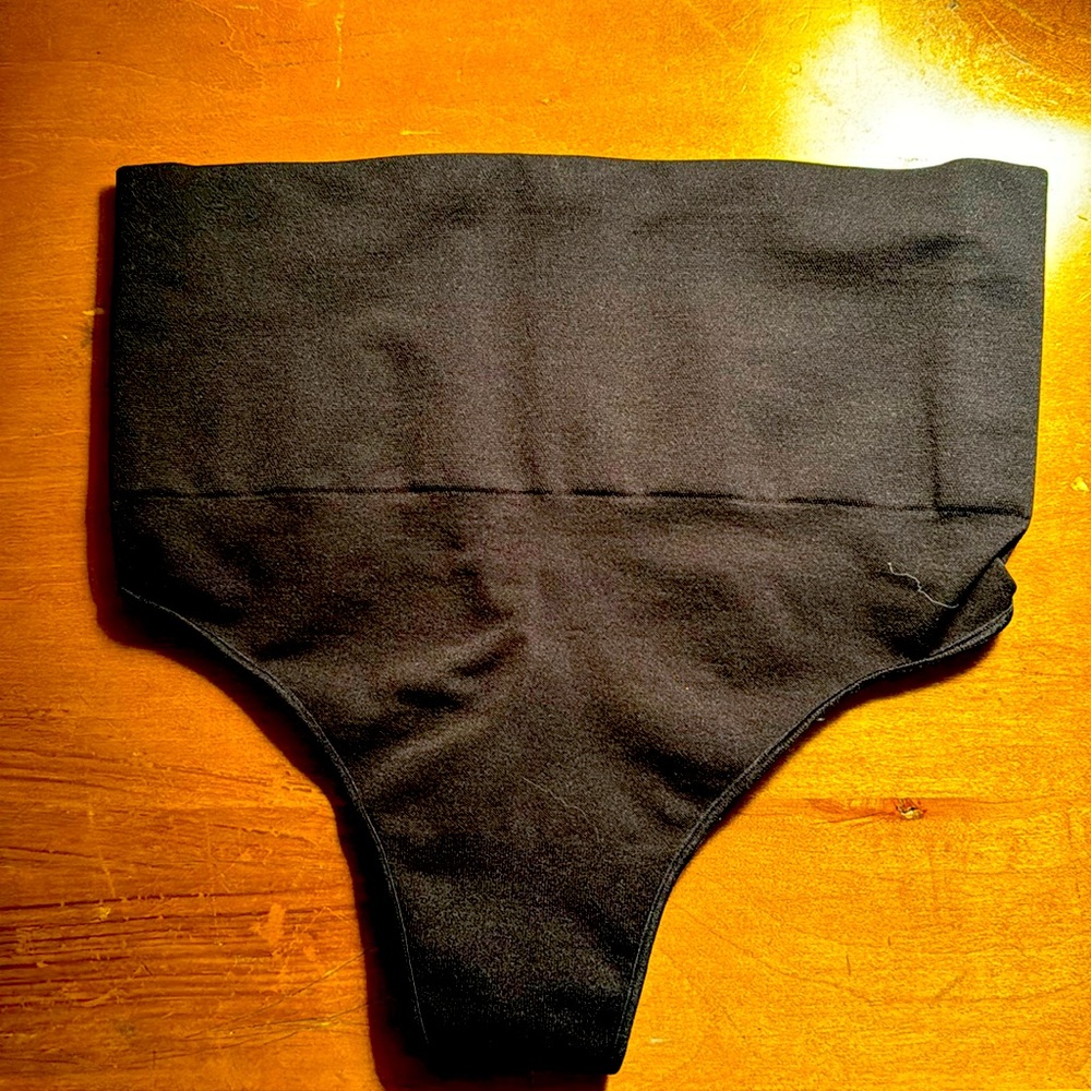 Brand new shape wear